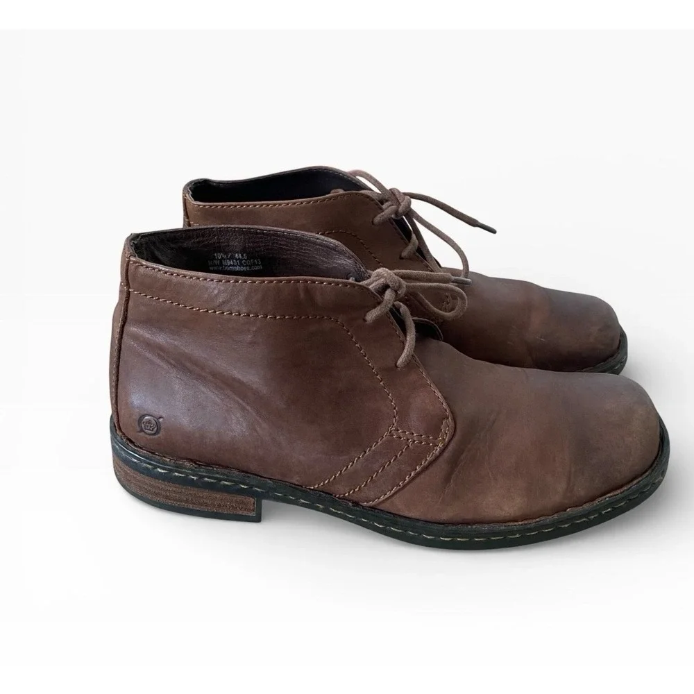 Born Chukka Boots Men 10.5 M/W EU 44.5 Brown Leather Lace Up Distressed Casual